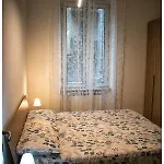 Tra Mare E Centro Genua