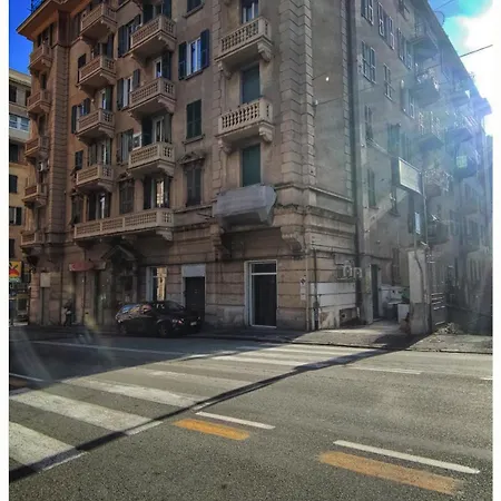 Tra Mare E Centro