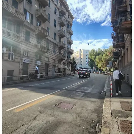 Tra Mare E Centro Apartment Genoa